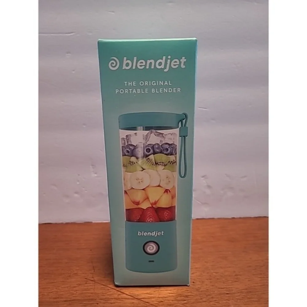 BLENDJET 2 Cordless USB Rechargeable Portable Blender 16 oz Mint NIB
